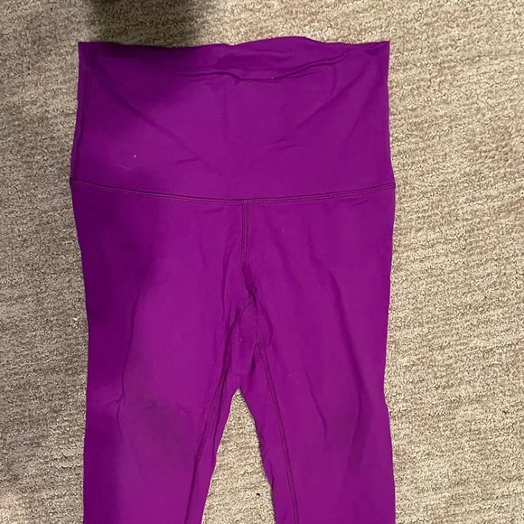 LuluLemon Leggings - Picture 1 of 2